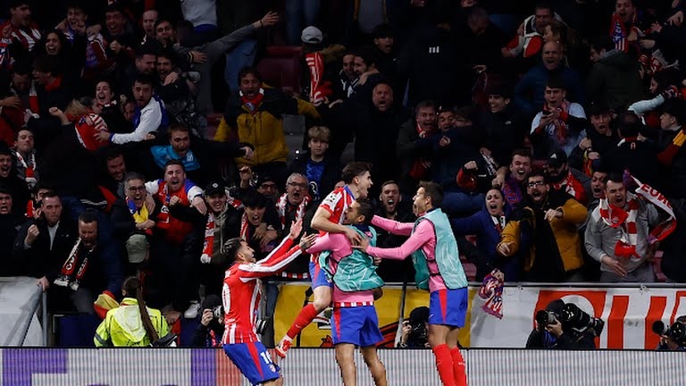 گل دوم اتلتیکو مادرید به بایرلورکوزن (دبل خولیان آلوارز دقیقه 90)