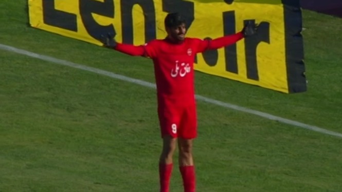 گل اول تراکتور به هوادار (مهدی ترابی)