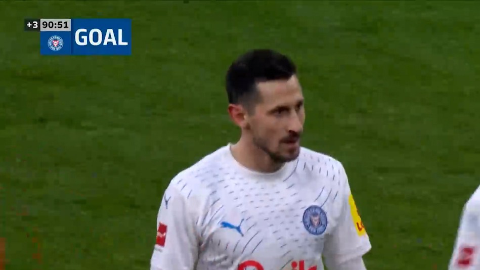 گل دوم هولشتاین کیل به بایرن مونیخ (اسکریزباسکی)