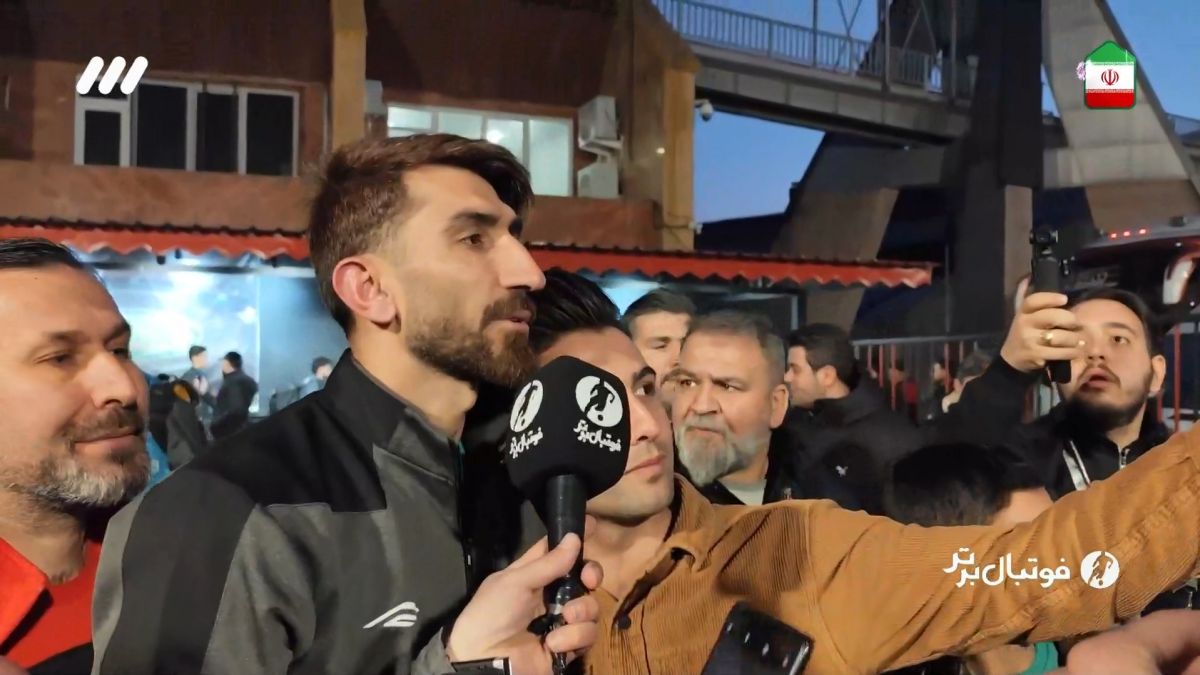 فوتبال برتر/ حواشی بازی تراکتور 4-0 هوادار