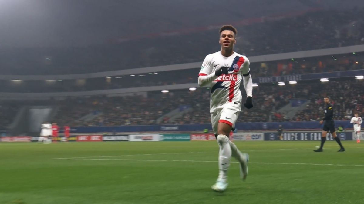 گل اول پاری سن ژرمن به لومان (دزیره دوئه)