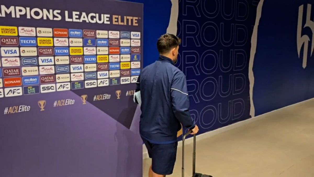 اختصاصی/ روبن نوس با مصدومیت ورزشگاه را ترک کرد