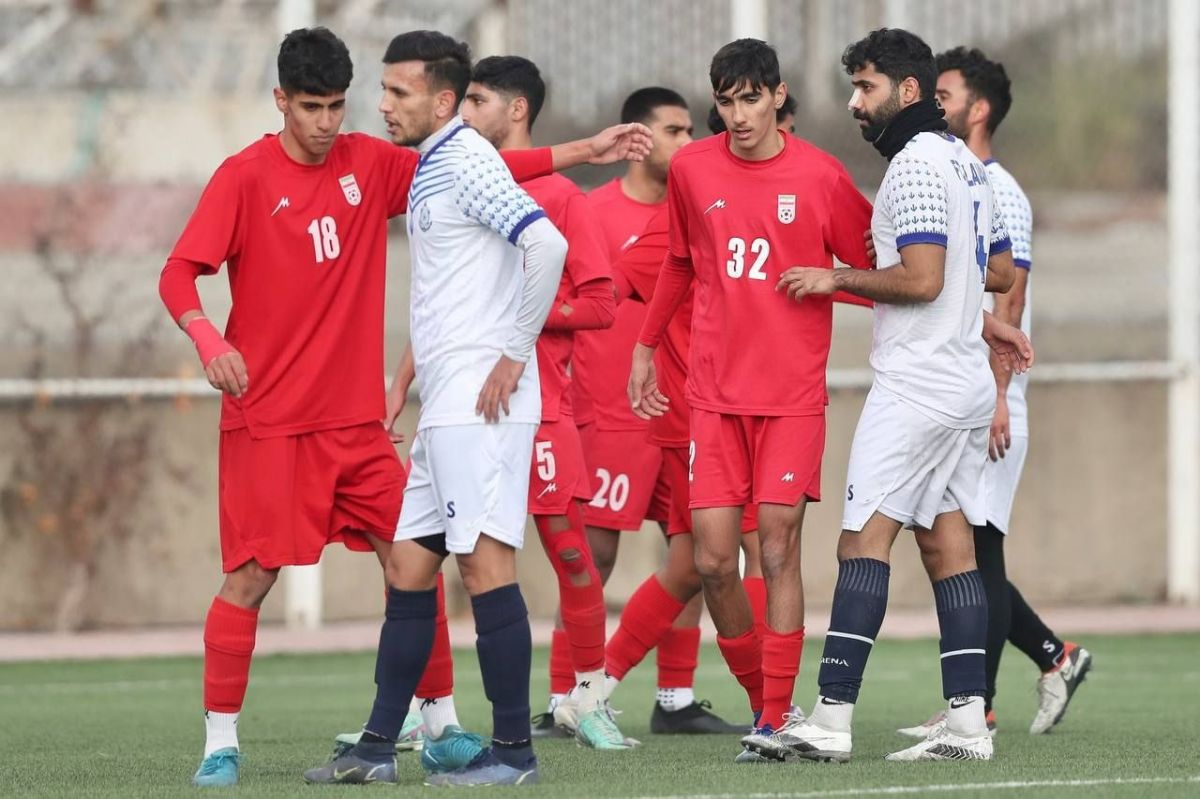 توقف بزرگسالان ملوان مقابل تیم ملی نوجوانان