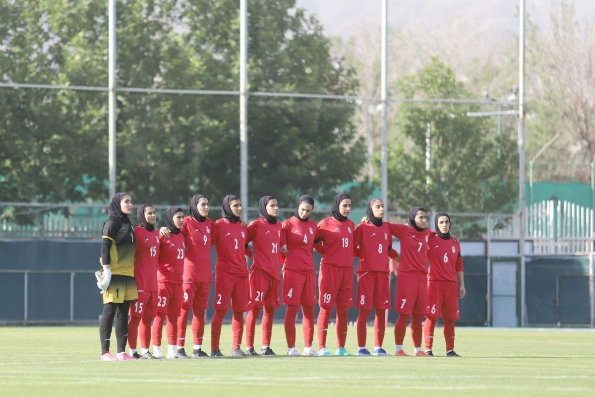 فوتبال زنان با یک پله سقوط در 68 دنیا