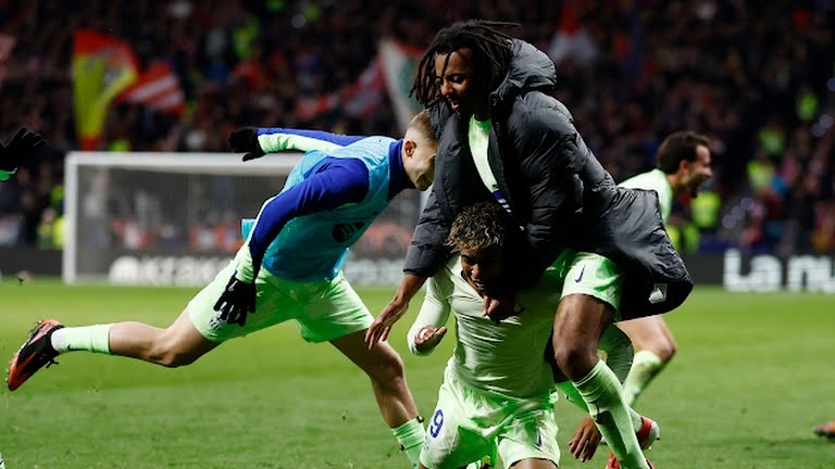 گل سوم بارسلونا به اتلتیکو مادرید (یامال دقیقه 92)