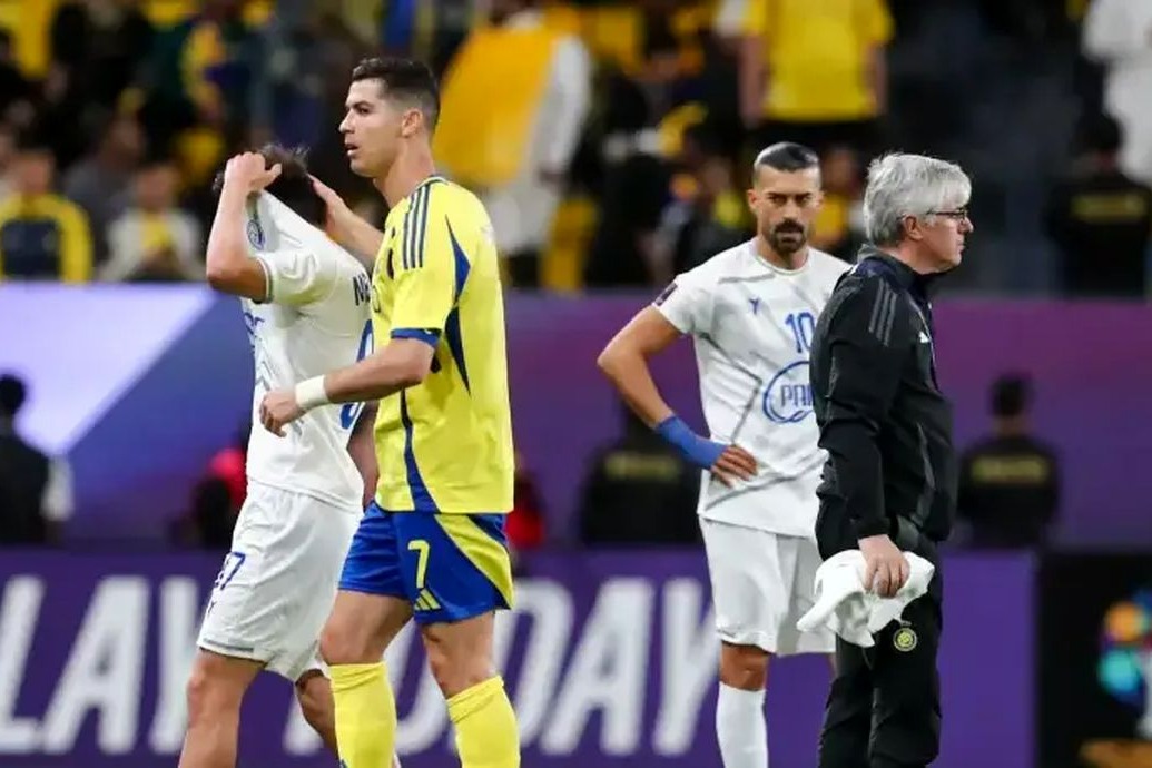 داستان جالب اخراج مهران احمدی؛ به رونالدو گفتم نباید کارت قرمز بگیرم!