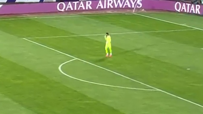 لحظه ای که بیرانوند به تماشاگران پرسپولیسی طرفدار تیم ملی هیس نشان داد