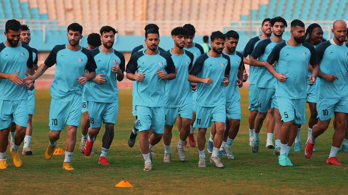 جلسه تمرینی بازیکنان استقلال خوزستان پیش از دیدار با نساجی