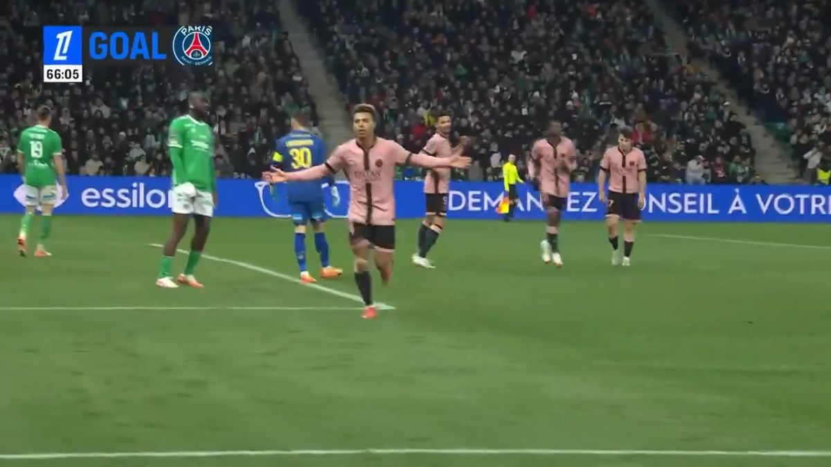 گل پنجم پاری سن ژرمن به سن اتین (دزیره دوئه)