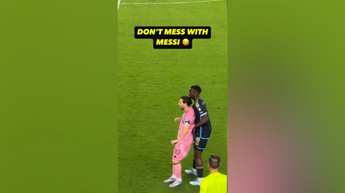 درگیری و جدل لیونل مسی با بازیکن فیلادلفیا
