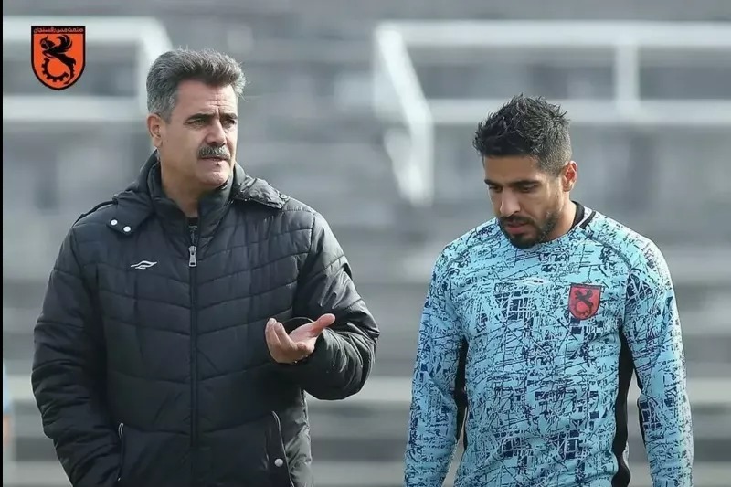 با وجود رد استعفا، پورموسوی در تمرین مس حاضر نشد