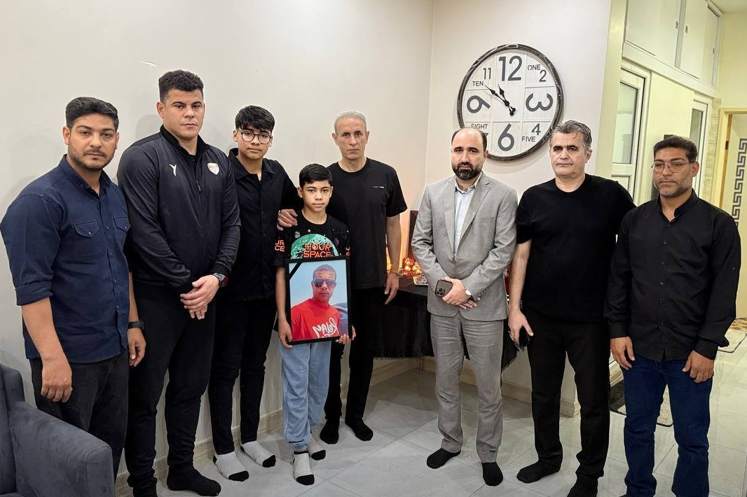 حضور یحیی گل محمدی در منزل مرحوم فرید نمازی