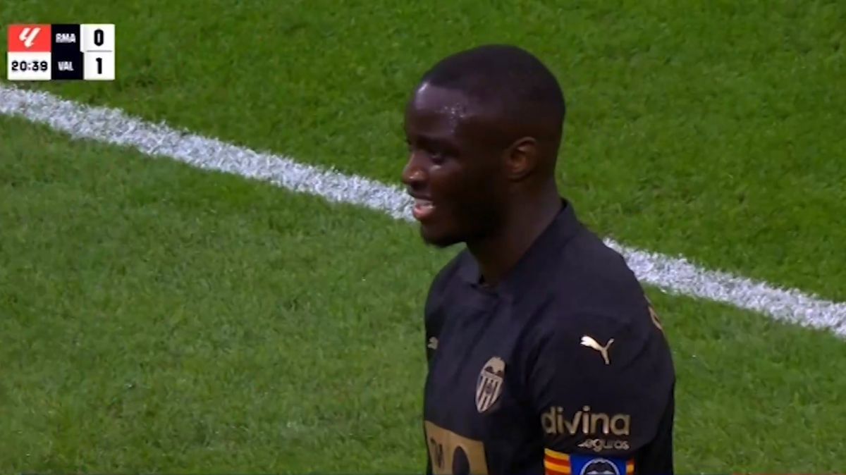 گل به خودی دیاخابی مقابل رئال مادرید که آفساید اعلام شد