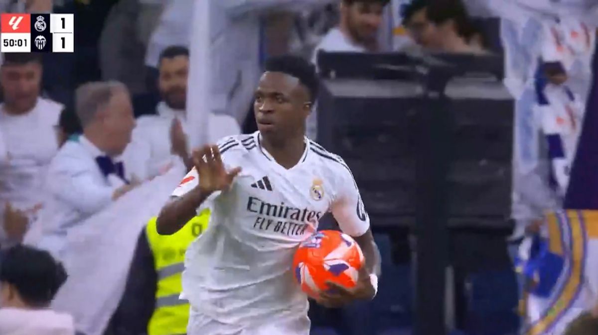 گل اول رئال مادرید به والنسیا (وینیسیوس جونیور)