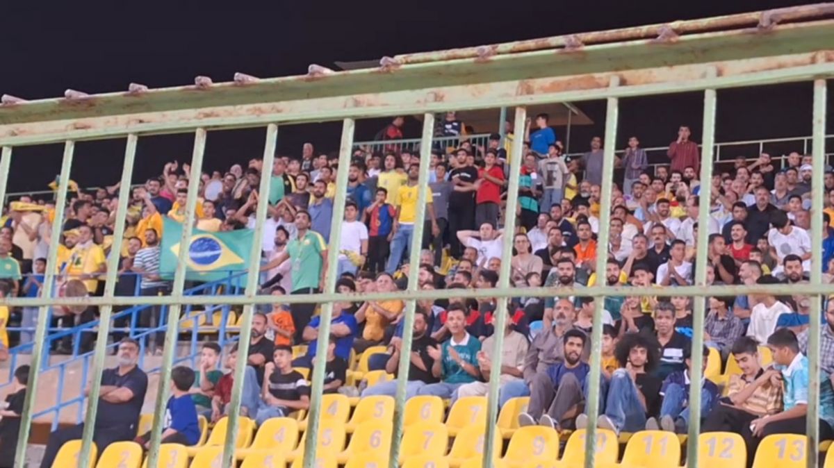 حواشی بازی صنعت نفت آبادان - نیروی زمینی