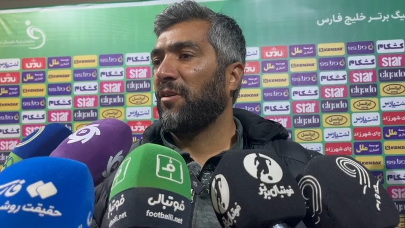 مربی آلومینیوم: آقای کارترون، بازیکنی که از وقتی مصدوم شده یک برد هم به دست نیاورده اید را از ما خریدید