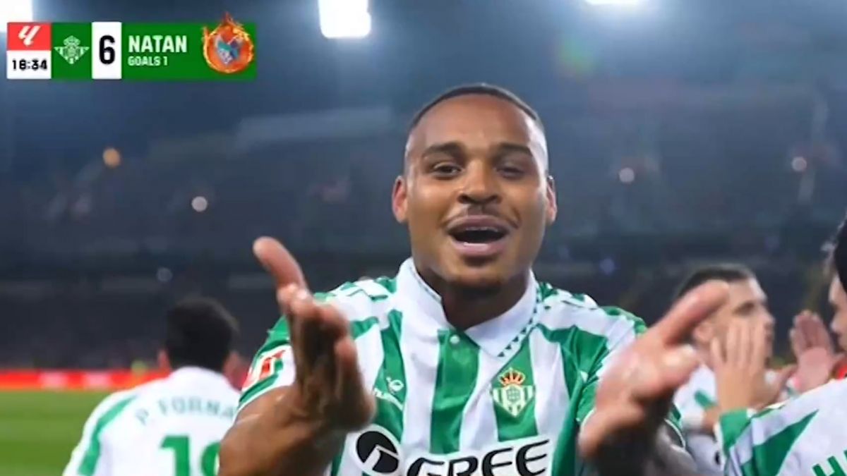 گل اول رئال بتیس به بارسلونا (ناتان)