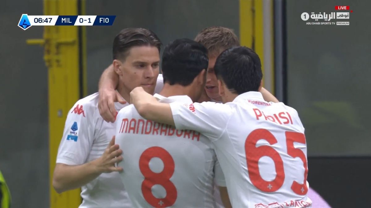 گل اول فیورنتینا به میلان (گل به خودی مالک تیاو)