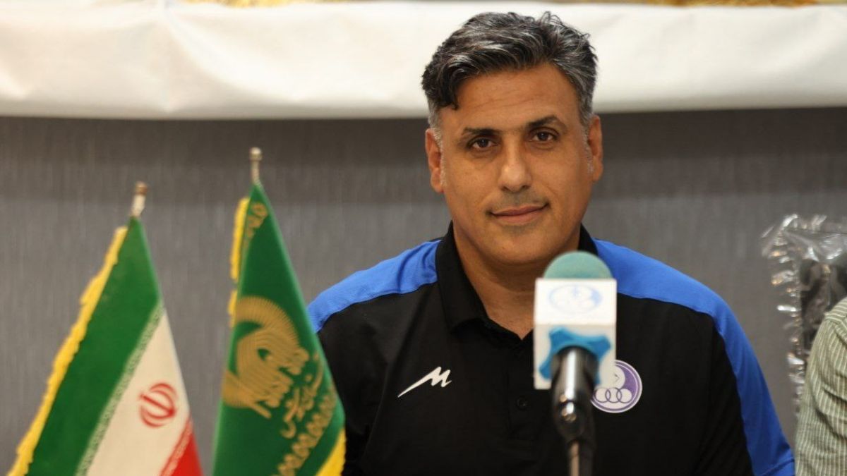 کنفرانس قبل از بازی خلیفه اصل سرمربی استقلال خوزستان
