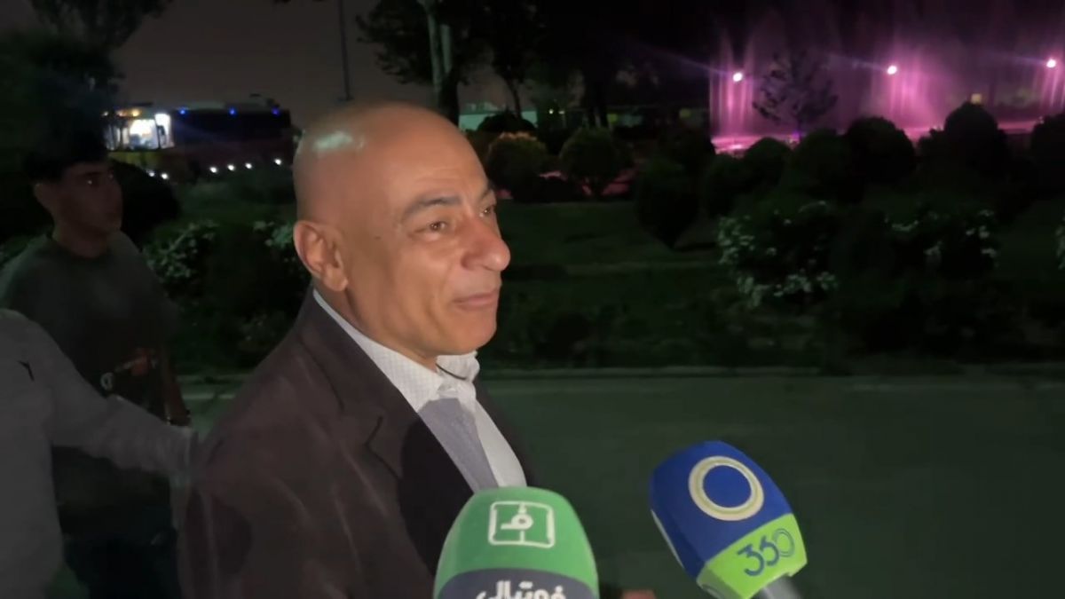 بهرام امیری بدون صحبت با خبرنگاران، ورزشگاه را ترک کرد