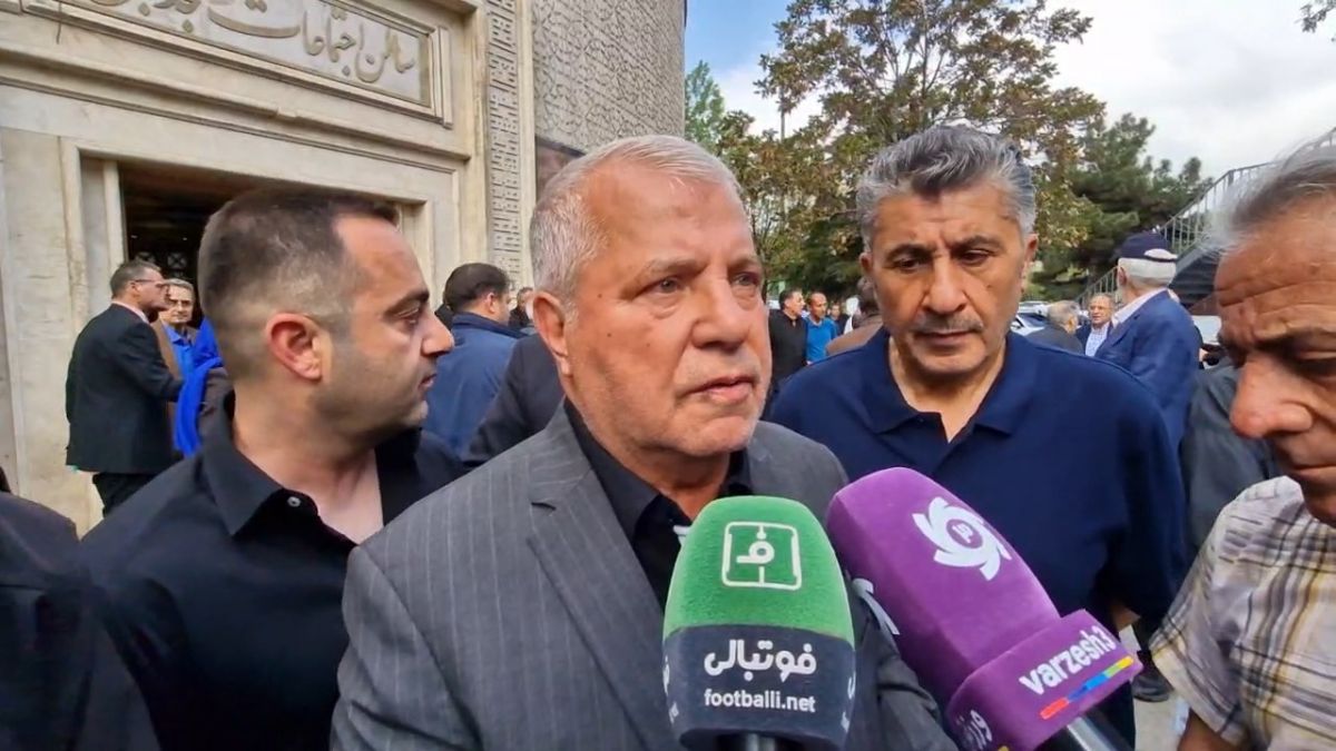 علی پروین: تا پیشکسوتان زنده هستند، یاد آن ها باشید