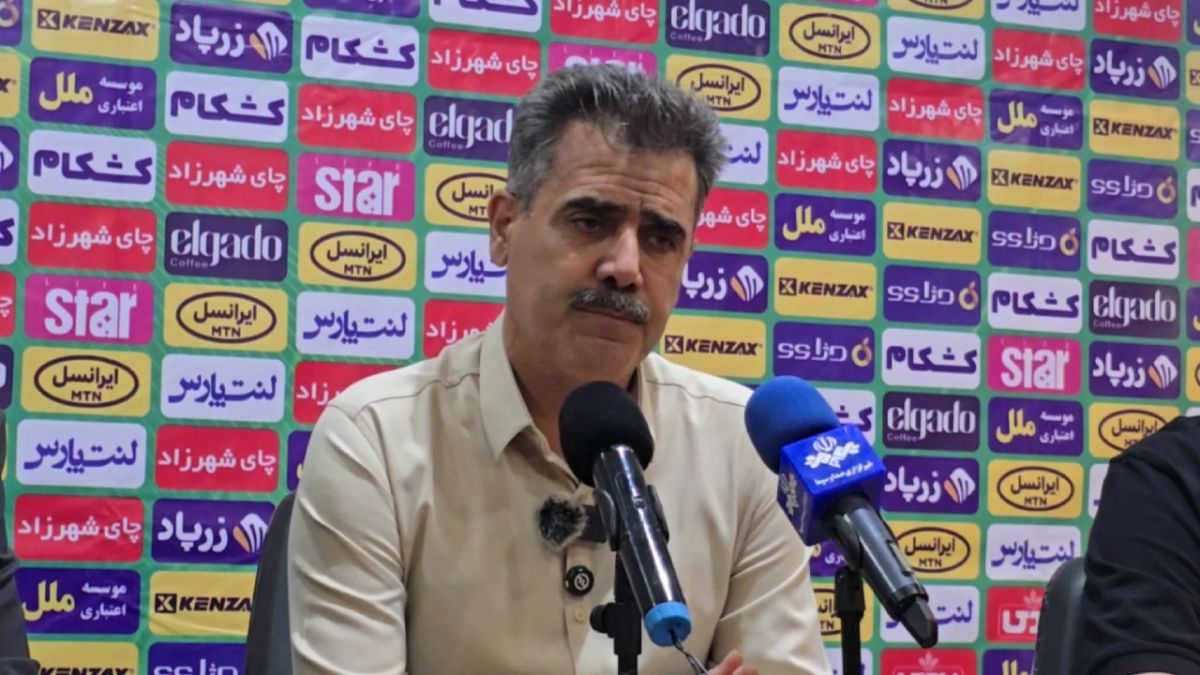 نشست خبری سیروس پورموسوی بعد از بازی با سپاهان