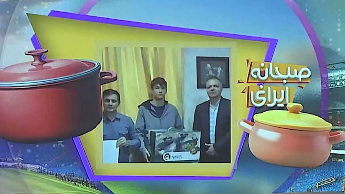 پاداش عجیب؛ اهدای قابلمه به قهرمانان کشتی در قم!