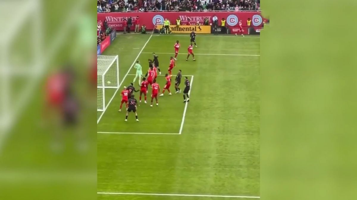 کاشته تماشایی لیونل‌مسی مقابل شیکاگو که گل نشد!