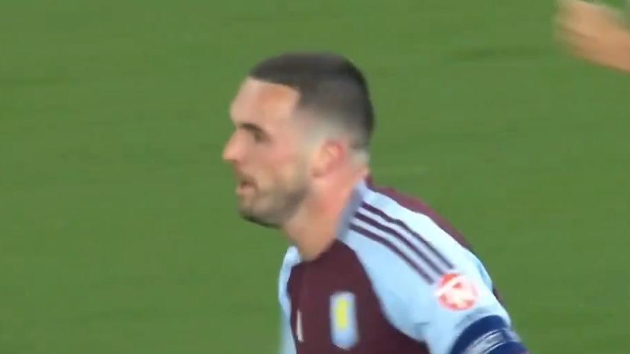 گل دوم استون ویلا به پاری سن ژرمن (جان مک‌گین)