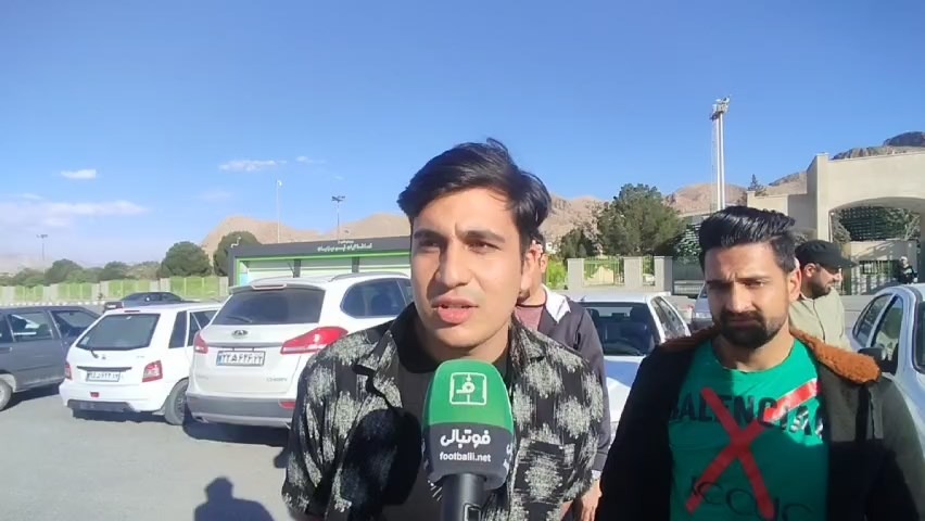 صحبتهای هواداران ذوب آهن قبل از بازی با استقلال خوزستان