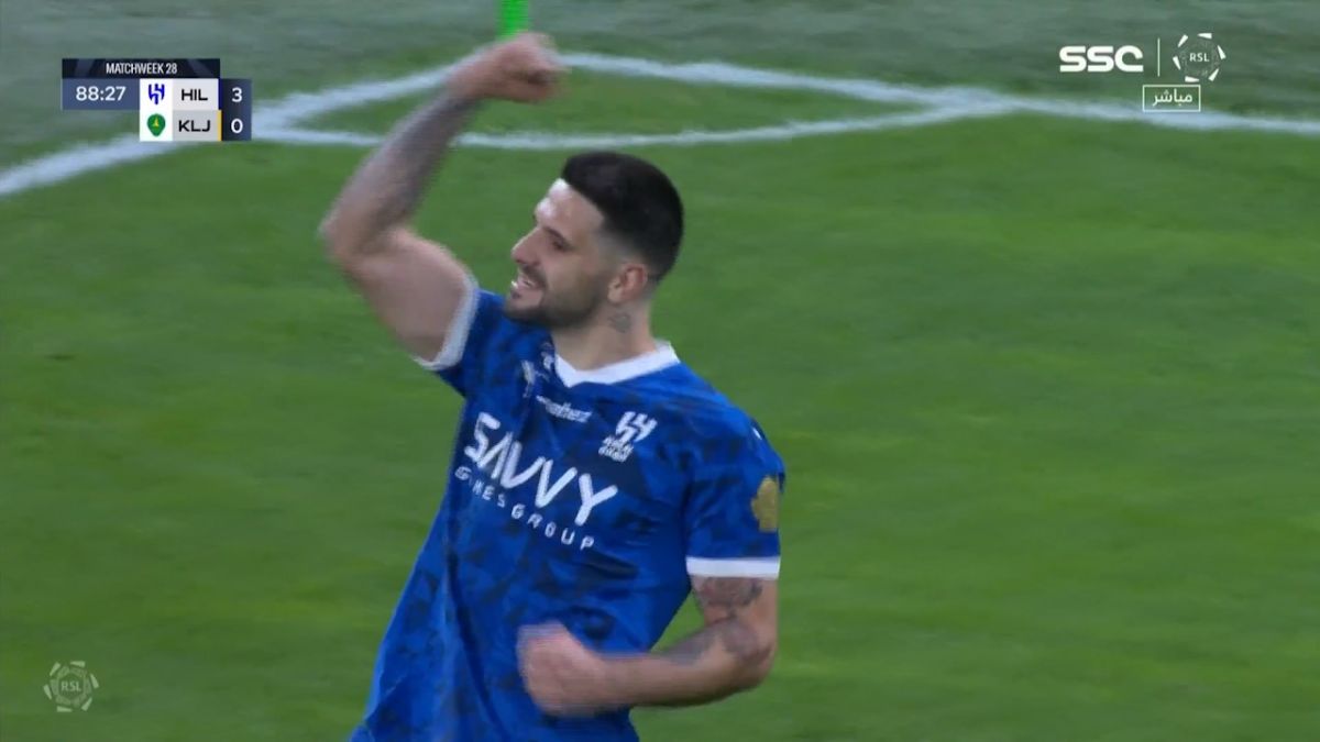 گل سوم الهلال به الخلیج (میتروویچ)