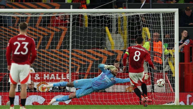 گل سوم منچستر یونایتد به لیون (برونو فرناندز)