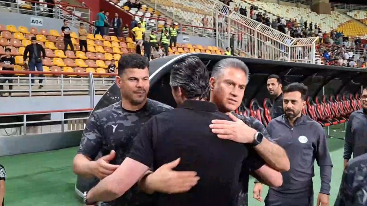 خوش و بش جالب مربیان فولاد و شمس آذر و تشویق فولادیها