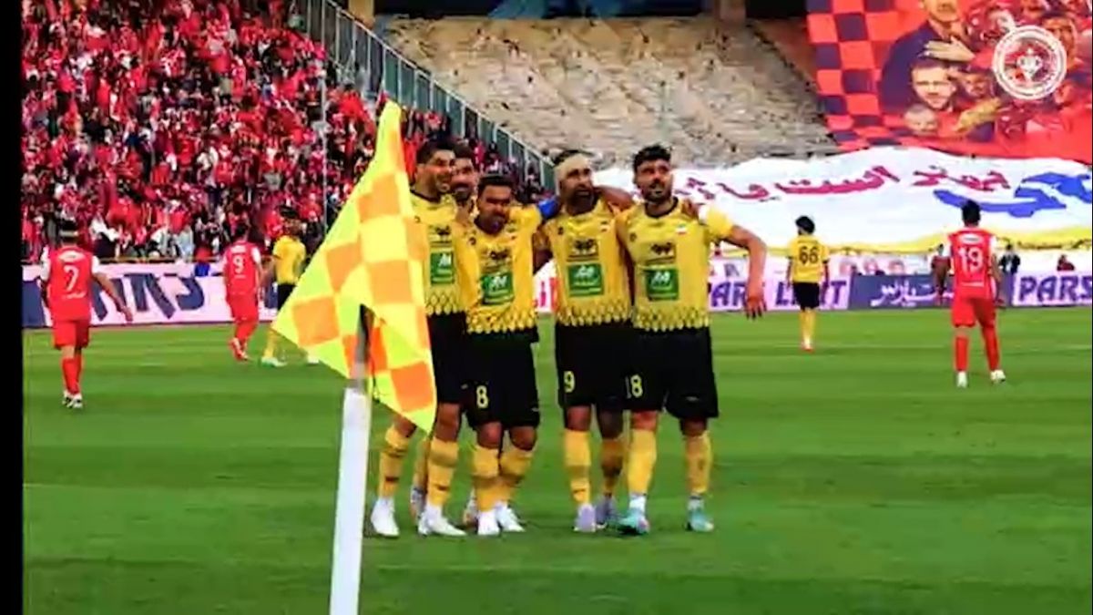 حواشی برد سپاهان مقابل پرسپولیس در دیدار مهم هفته