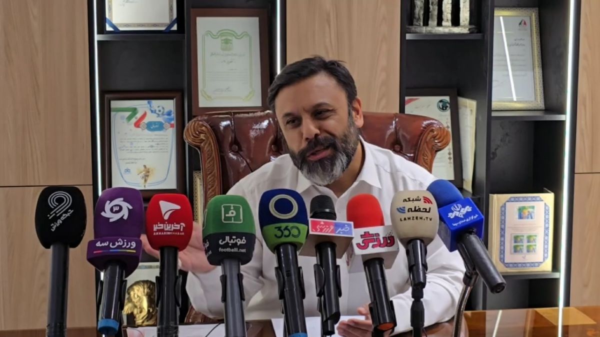 شیرینی: مدیران پرسپولیس گفتند قرارداد سید جلال تمدید نشود اما...