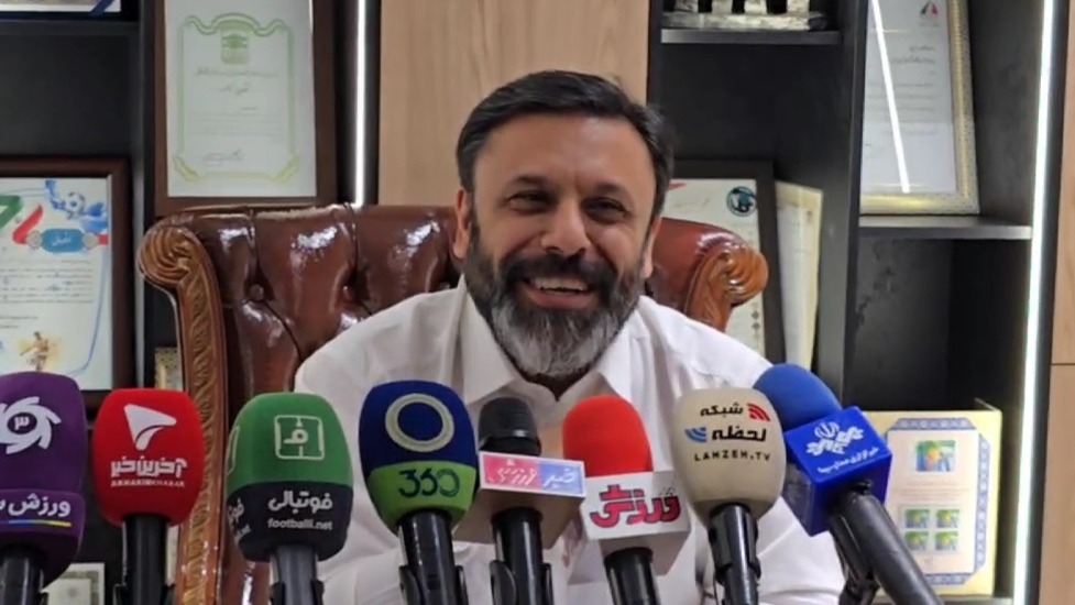 واکنش شیرینی به شایعه همکاری با جادوگر در دوران سرپرستی پرسپولیس