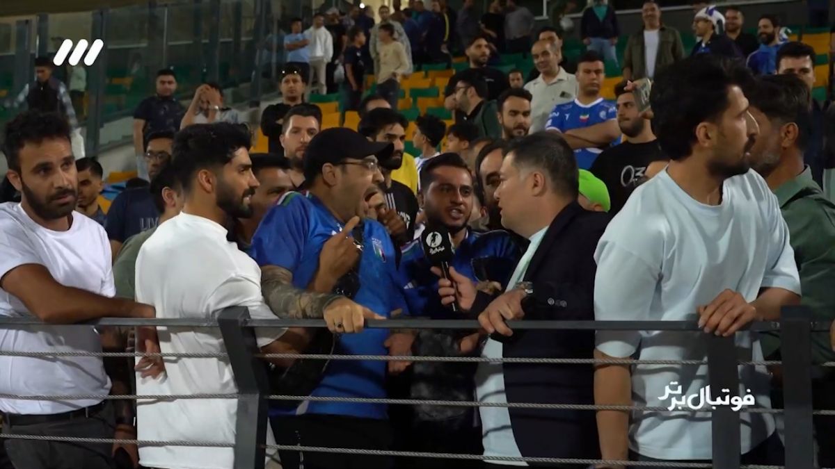 عصبانیت شدید هواداران استقلال پس از تساوی برابر هوادار