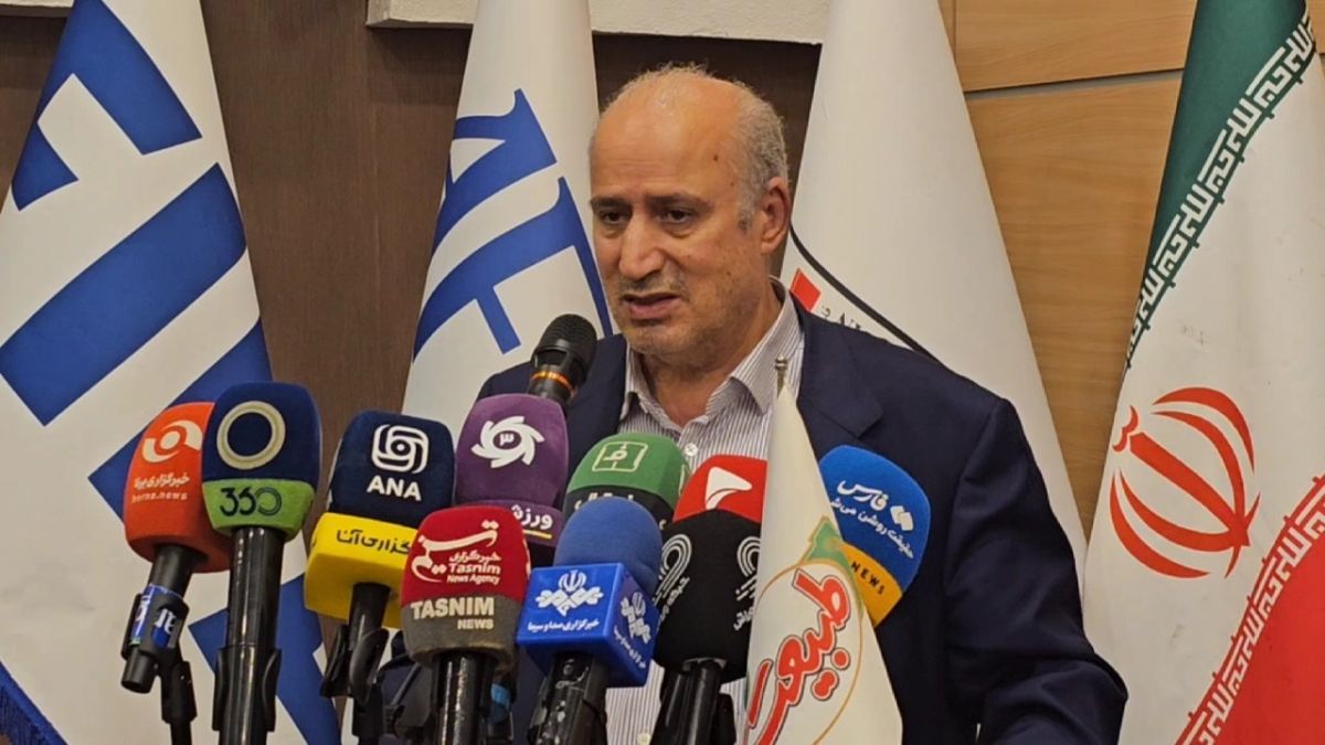 صحبت های مهدی تاج در مراسم بدرقه تیم ملی فوتبال ساحلی به جام جهانی