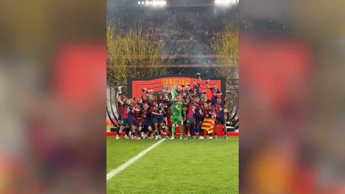 جشن قهرمانی در کوپا دل ری از قاب دوربین بارسلونا