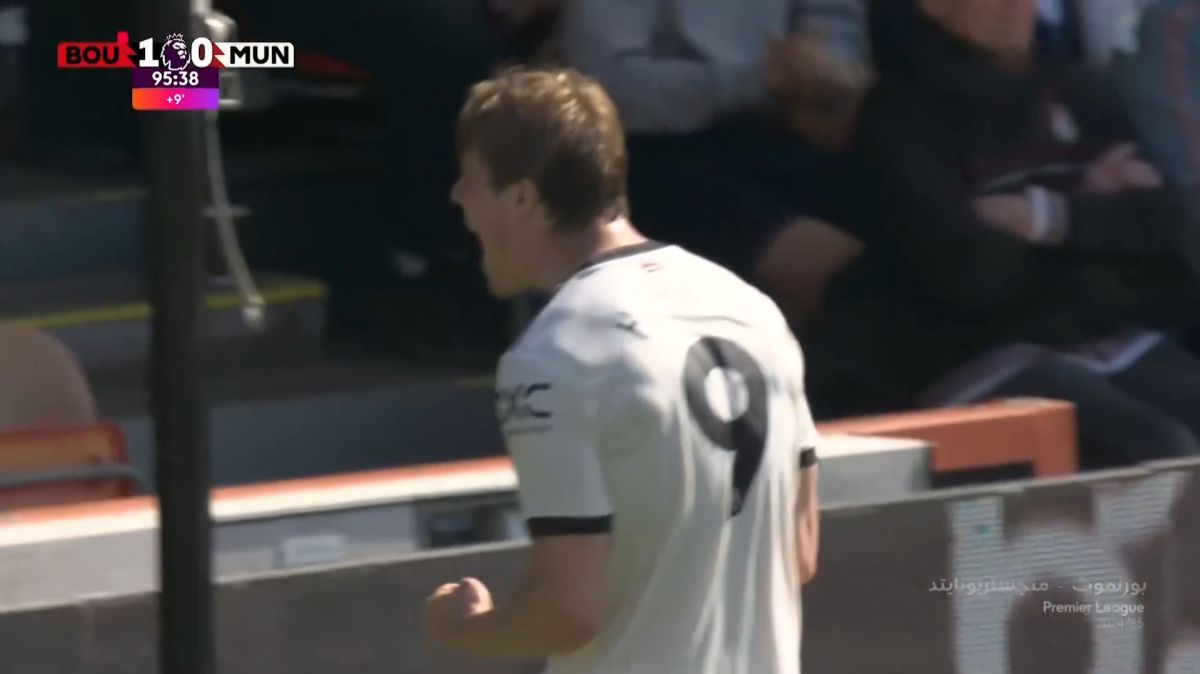 گل اول منچستر یونایتد به بورنموث (راسموس هویلوند در دقیقه 96)