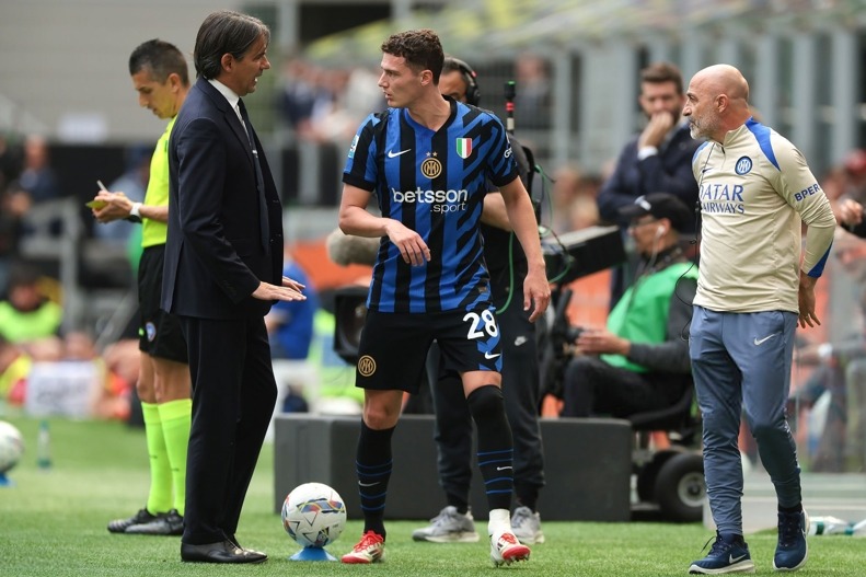 سرمربی اینتر ترسی از بارسلونا ندارد