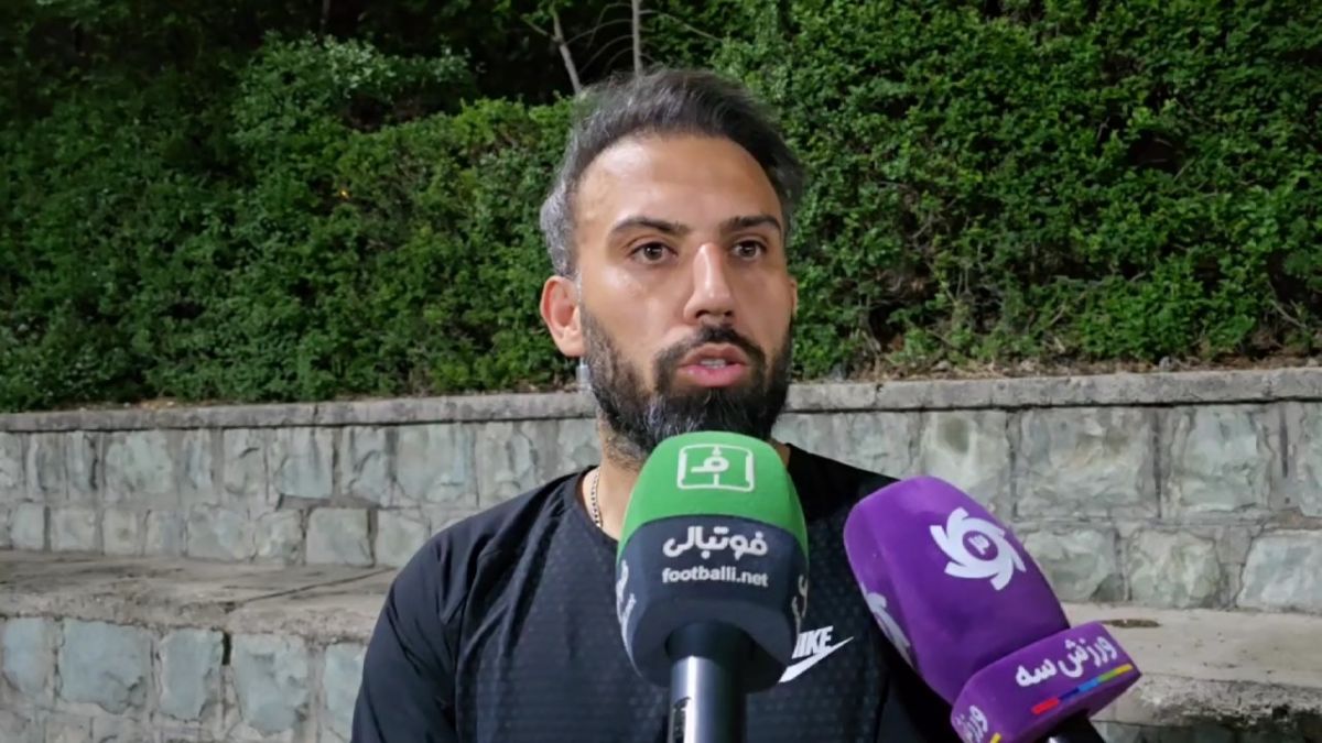 واکنش محمد قاضی به جنجال بازی فولاد و تراکتور و عملکرد استقلال