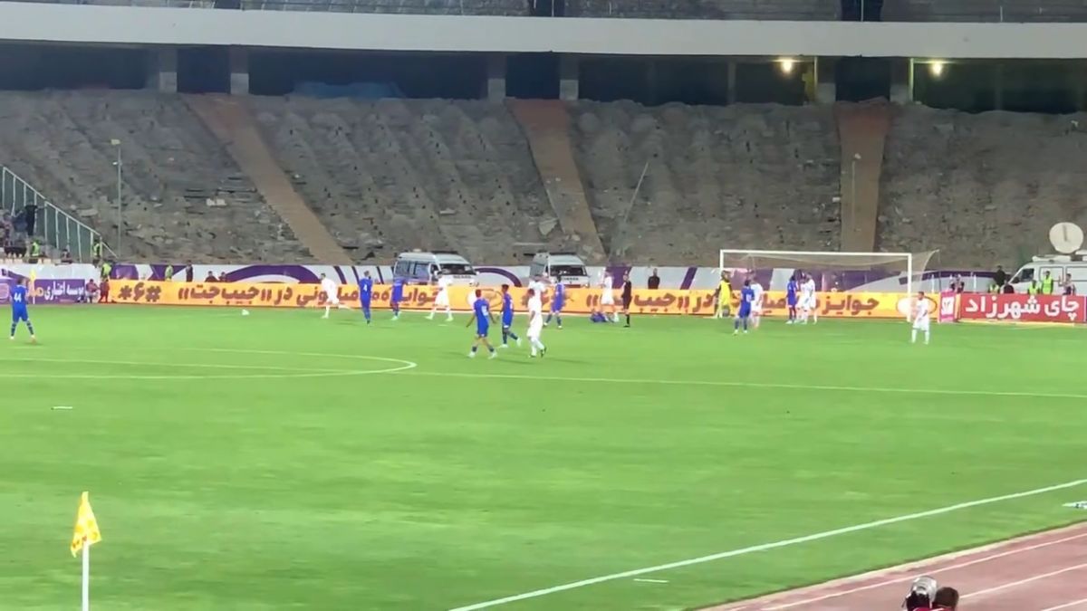 مهاجمان بی کیفیت استقلال در بازی مقابل پیکان