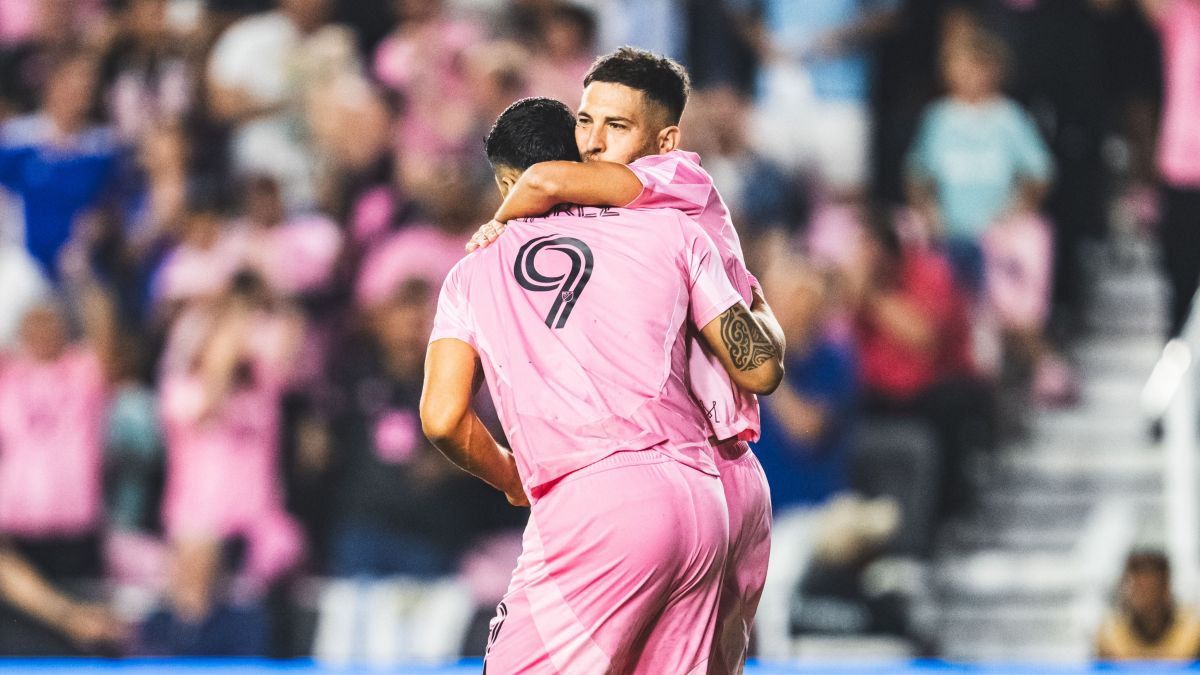 گل اول اینتر میامی به ونکوور وایتکپز (آلبا با همکاری مسی و سوارز)