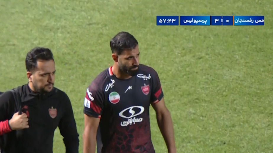 مصدومیت حسین کنعانی مقابل مس و تعویض با گولسیانی