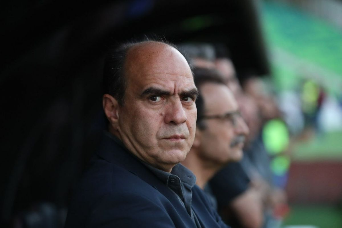 عالمی: خودشان برنامه میدهند خودشان هم برنامه را تغییر میدهند