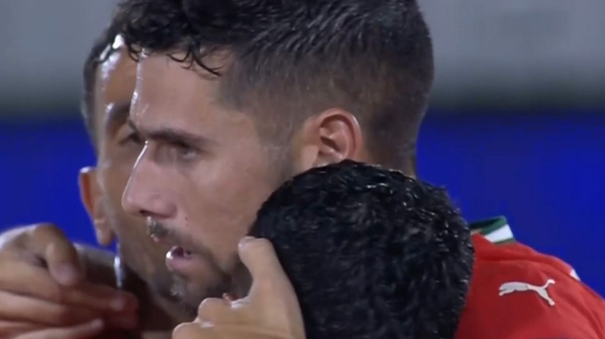 گل اول تیم ملی فوتبال ساحلی پرتغال به ایران (لورنکو)