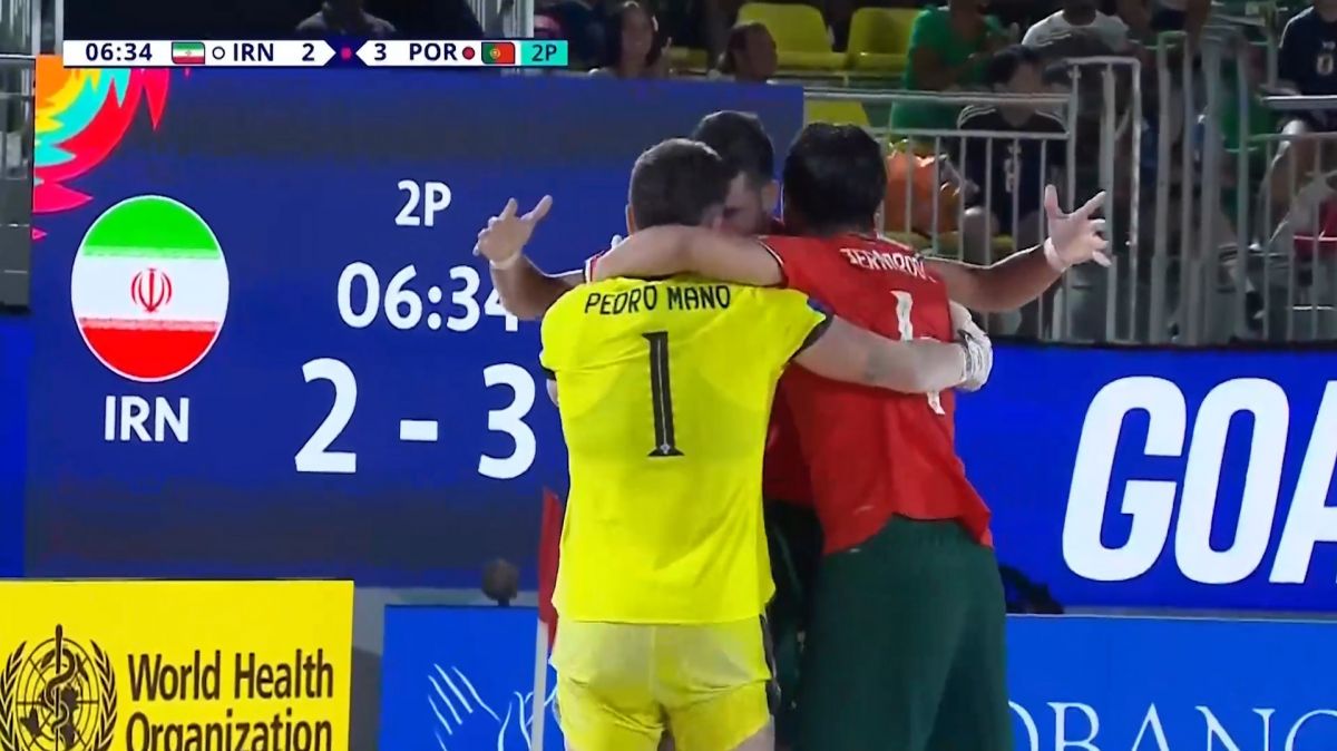 گل چهارم تیم ملی فوتبال ساحلی پرتغال به ایران (لورنکو)