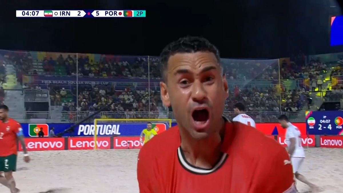 گل پنجم تیم ملی فوتبال ساحلی پرتغال به ایران (مارتینز)