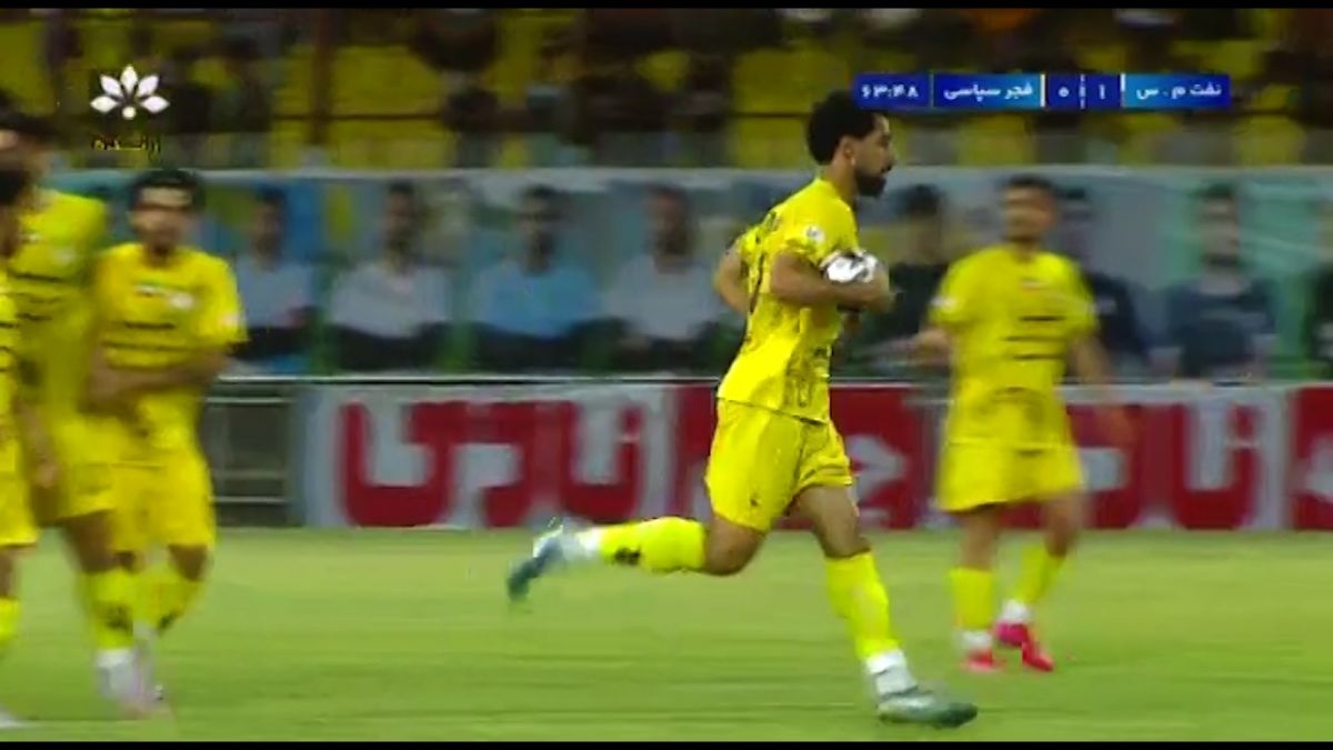 گل اول فجرسپاسی به نفت مسجدسلیمان (امیرمحمد منصف)